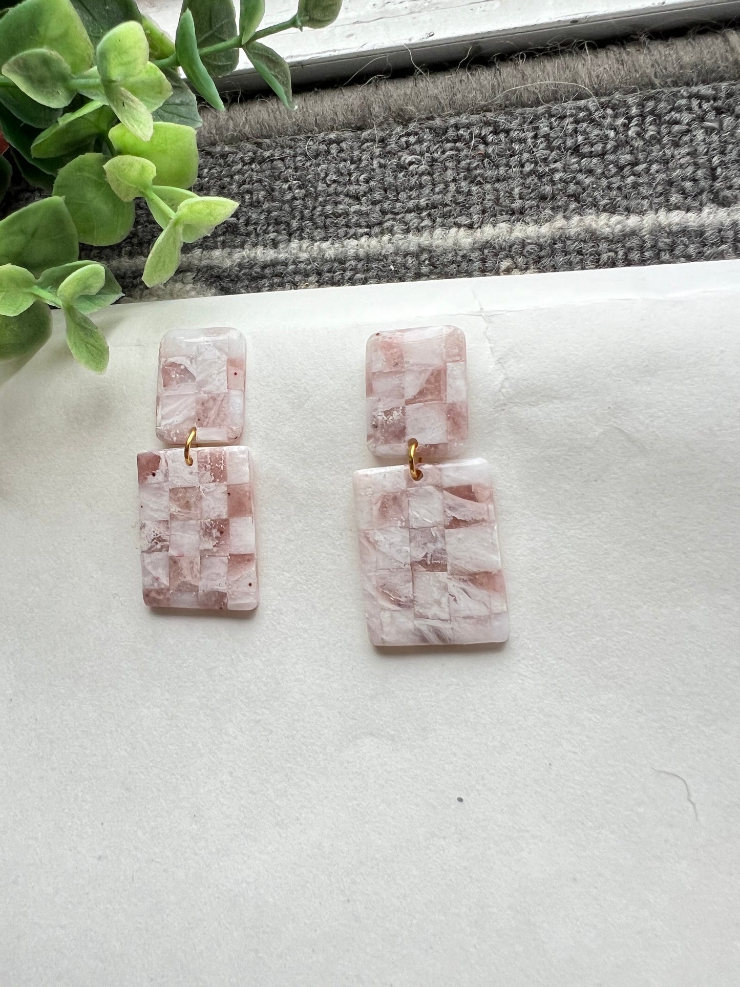 Checkered dangle studs