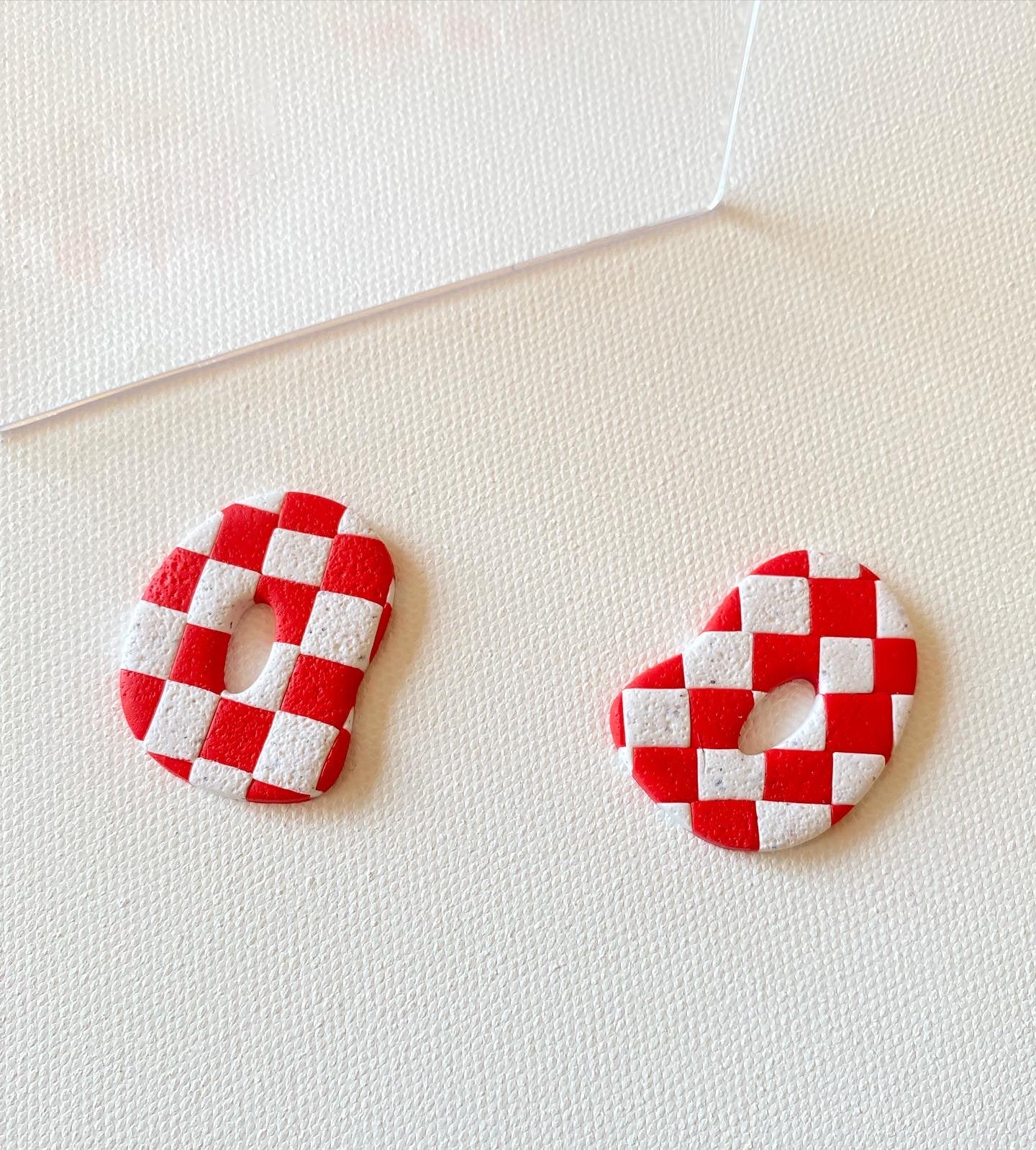 Abstract donut studs